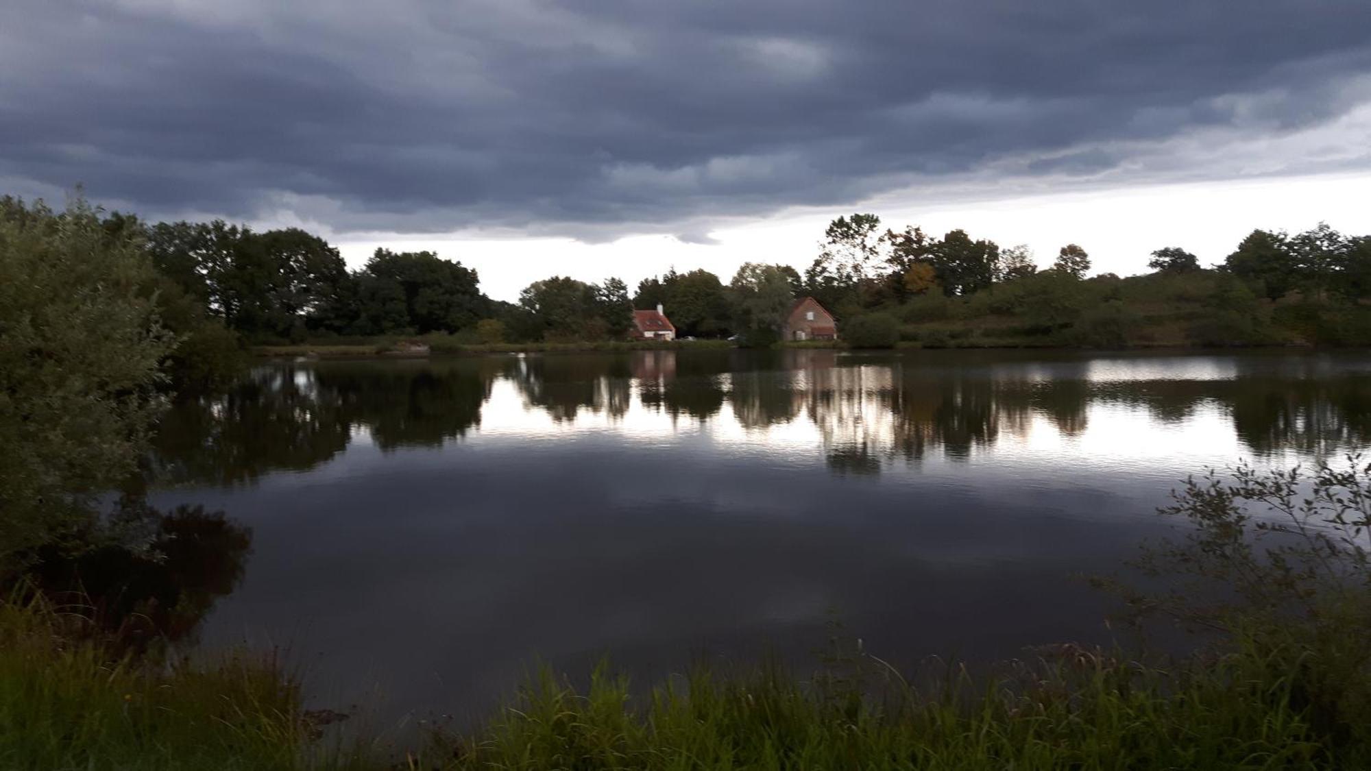 Le Coeur Du Moulin - Chambre D'Hote Saint-Aubin-le-Monial Exteriör bild
